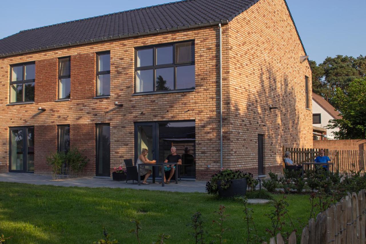 De Hoog Velden 14 Lejlighed NeerNeerpelt Eksteriør billede